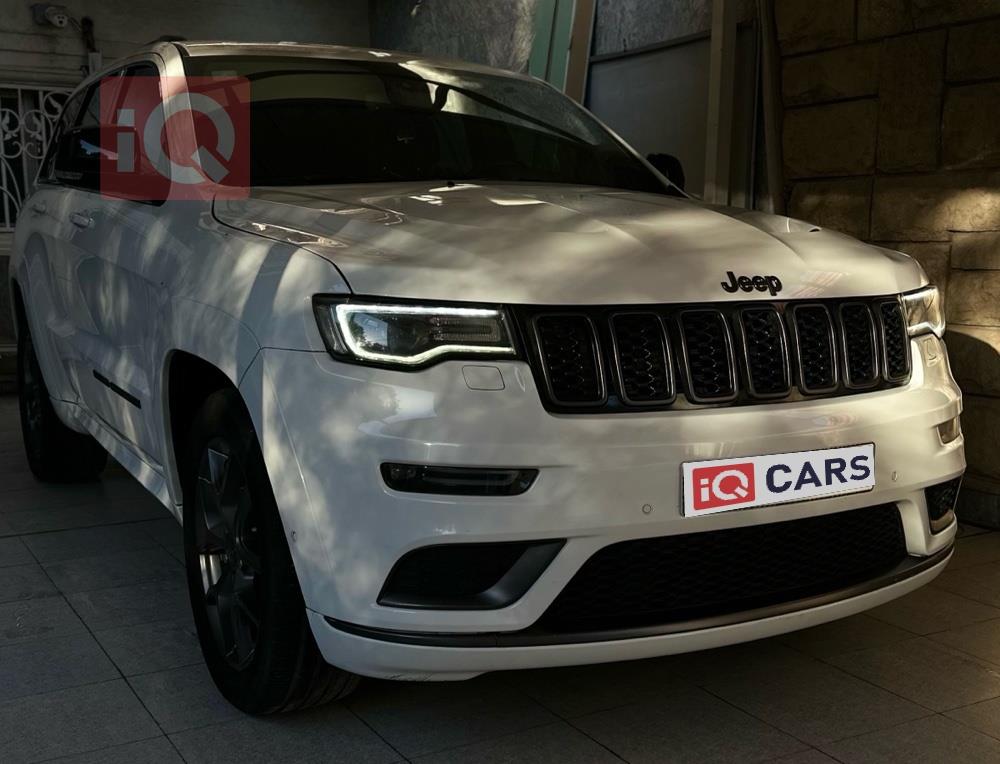 جيب جراند شيروكي